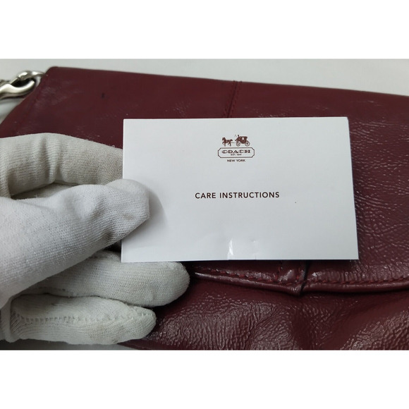 Coach Ashley Red Leather Credit Card Large Wristlet Wallet - Picture 7 of 14